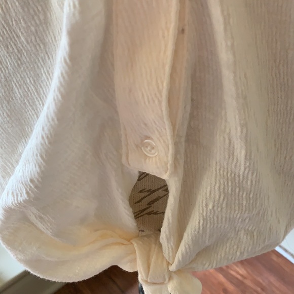 Ivory Textured Top - Picture 3 of 7